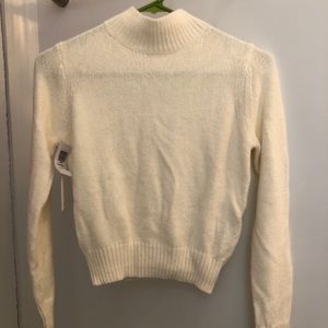 Wilfred Corteta Sweater